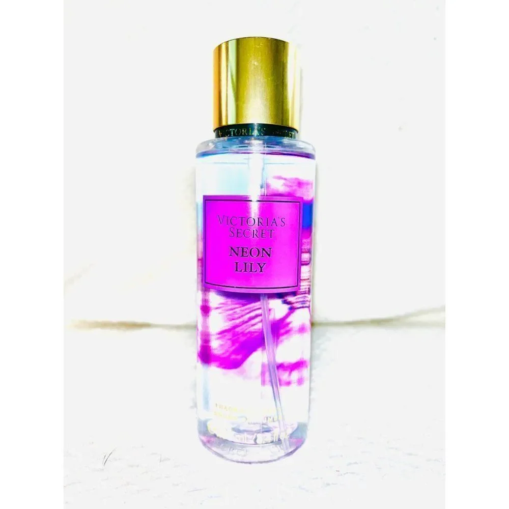 Victoria's Secret Neon Lily Fragrance Mist for Women, 8.4‎ fl. oz.